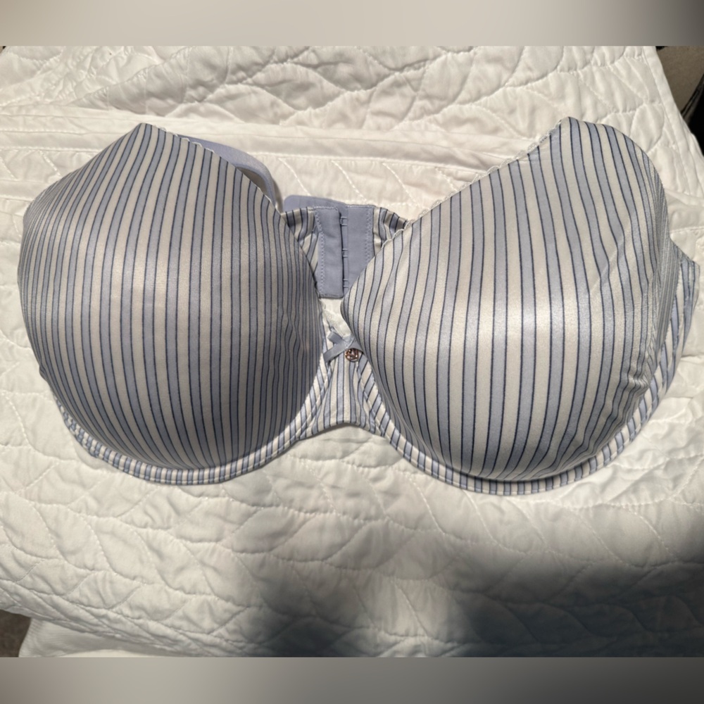 🦢VS Body by Victoria Perfect Coverage 40DDD